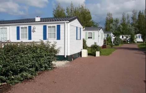 mobil-home avec terrasse île d’Oléron