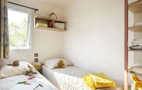 mobil-home avec terrasse à Oléron